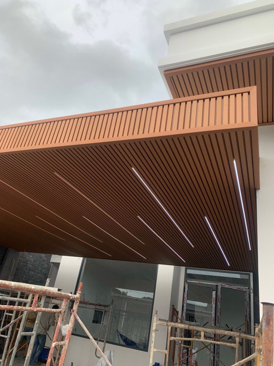 Professional Linear Ceiling Panel System