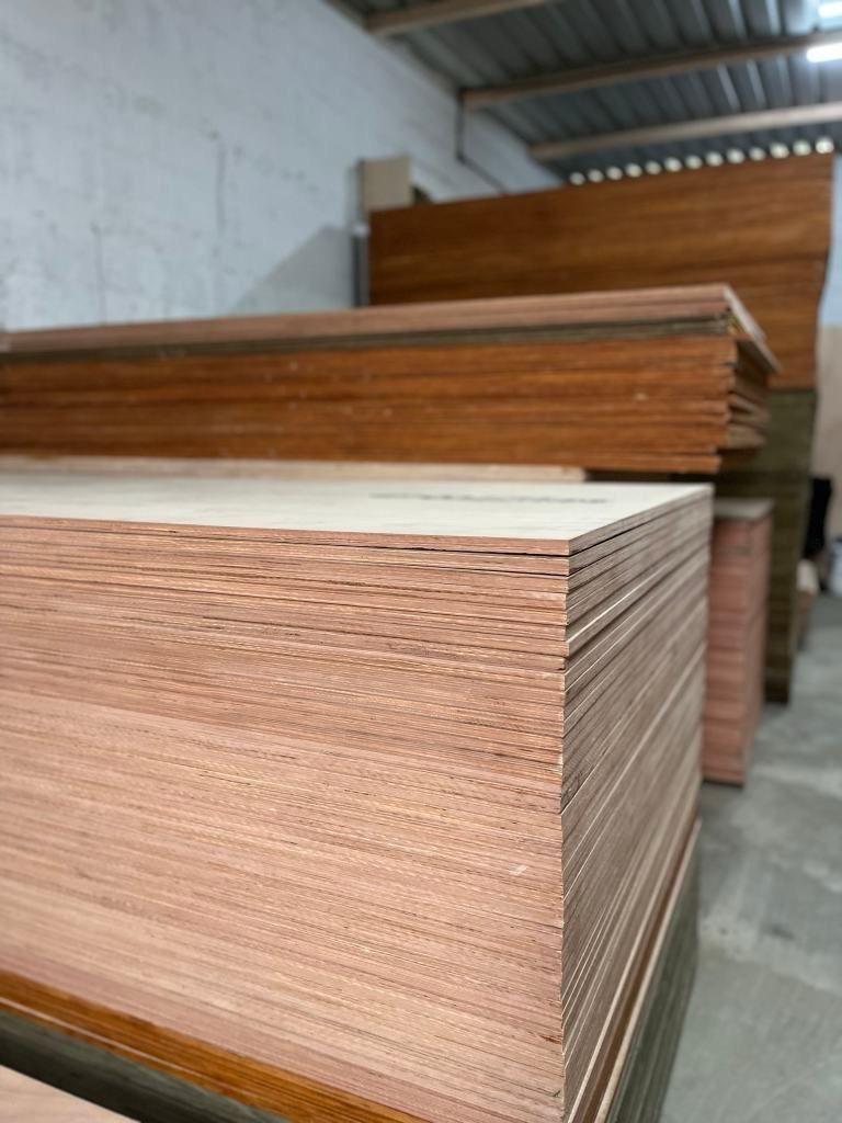 Multi-Layer Plywood Sheets for Construction